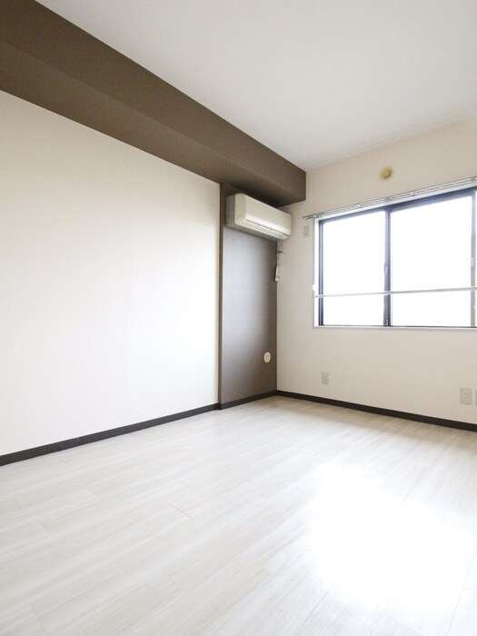 物件内観写真19　(居室)