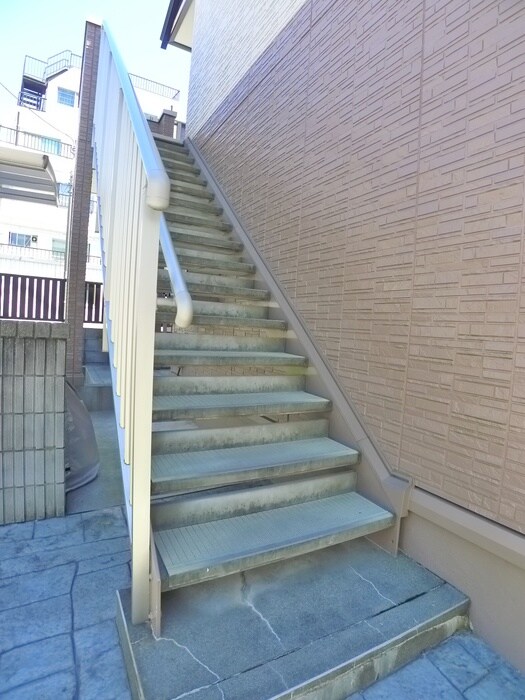 物件外観写真6　(駐車場)