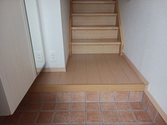 物件内観写真15　(靴箱)