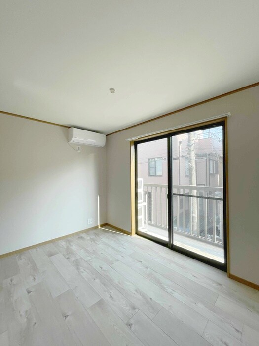 物件内観写真14　(居室)