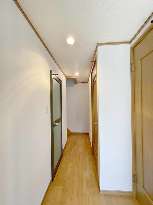物件内観写真22　(廊下)