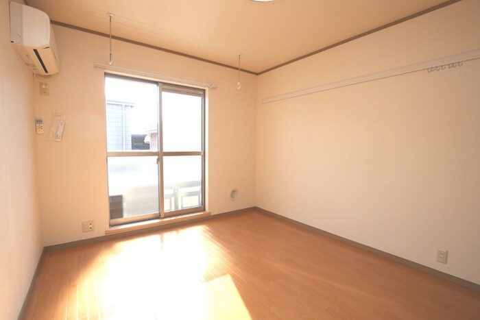 物件内観写真11　(居室)