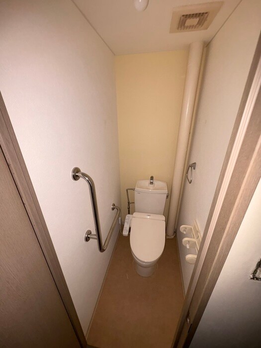 物件内観写真10　(トイレ)