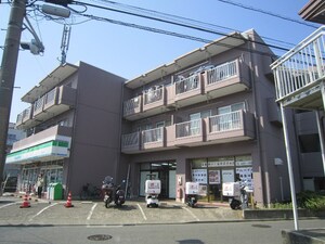 ファミリ－コ－ポ外観写真