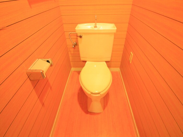 物件内観写真14　(トイレ)