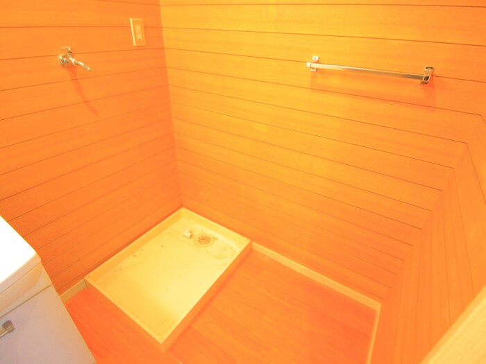 物件内観写真19　(洗濯機置場)