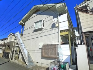メゾンフロ－レ外観写真