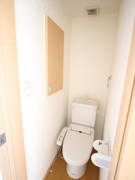 物件内観写真14　(トイレ)