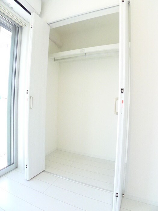 物件内観写真10　(収納)