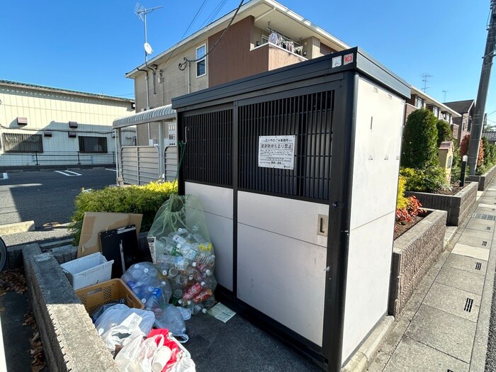 物件外観写真4　(建物設備)