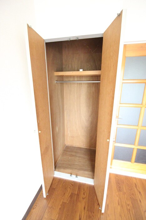 物件内観写真10　(収納)