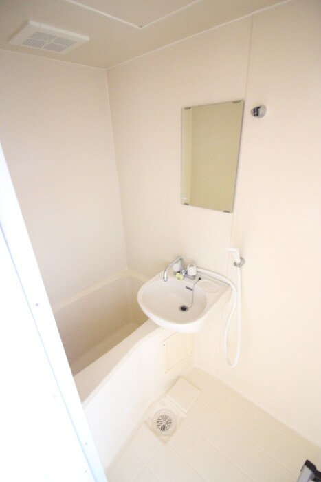 物件内観写真12　(バス／シャワールーム等)