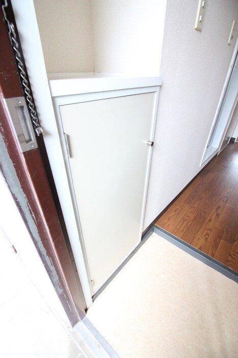 物件内観写真16　(靴箱)