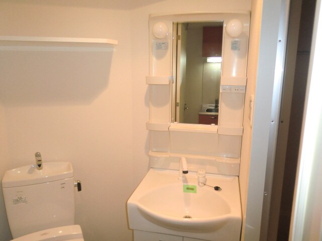 物件内観写真5　(洗面)