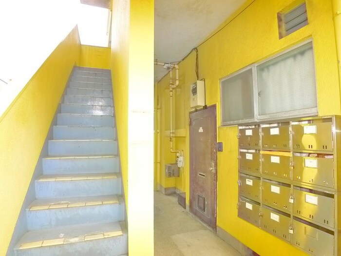 松井マンションのエントランス部分