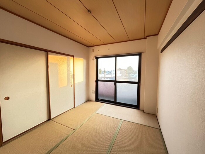 物件内観写真11　(居室)