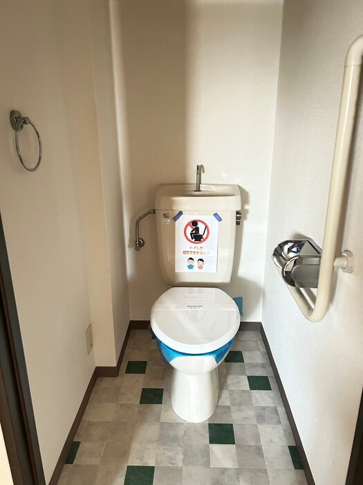 物件内観写真18　(トイレ)