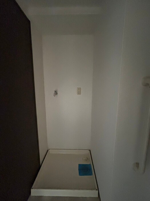物件内観写真20　(洗濯機置場)