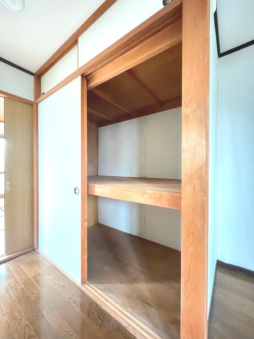 物件内観写真11　(収納)