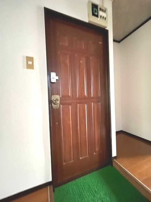 物件内観写真19　(玄関)