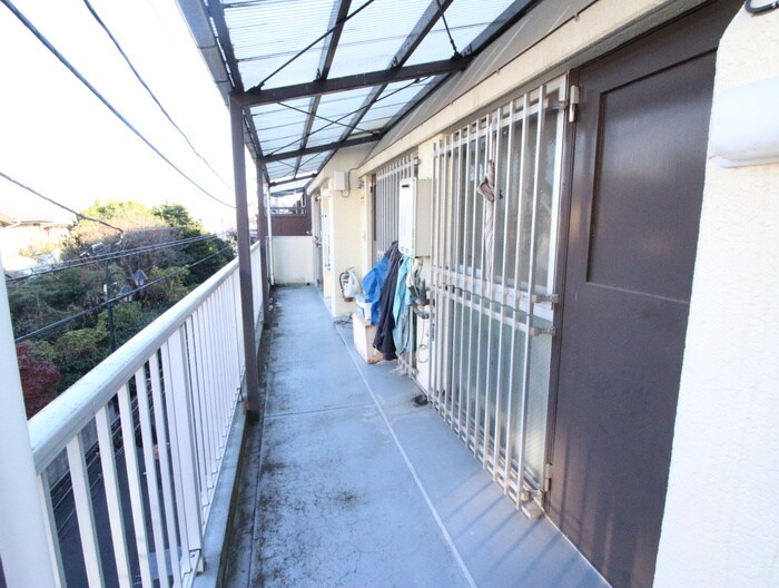 物件外観写真6　(エントランス部分)