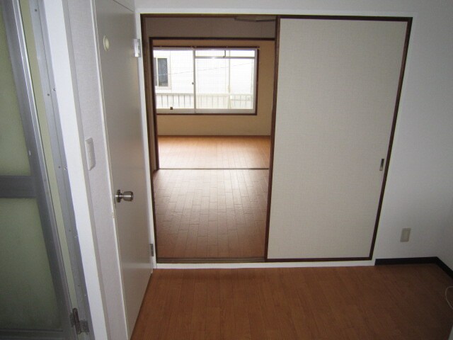 物件内観写真7　(居室)