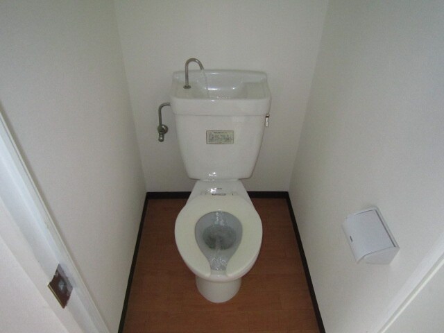 物件内観写真10　(トイレ)