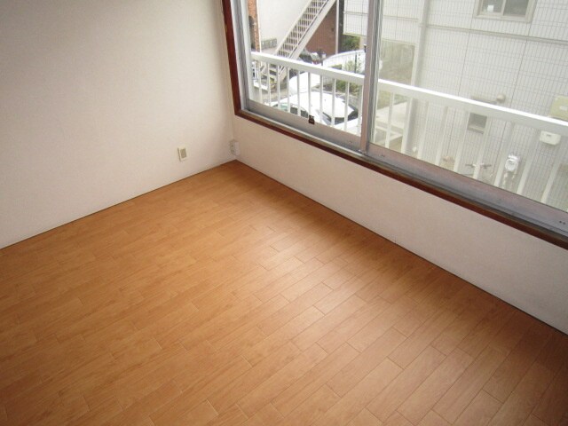 物件内観写真12　(居室)