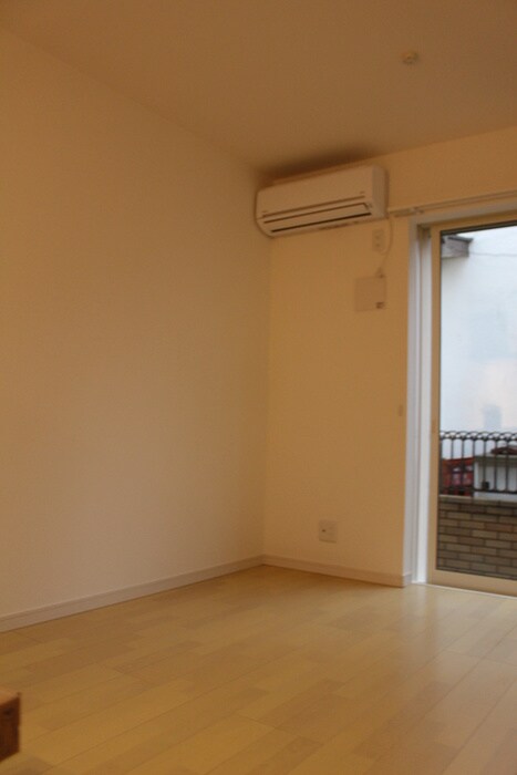 物件内観写真18　(居室)