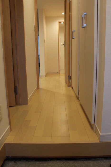 物件内観写真22　(玄関)