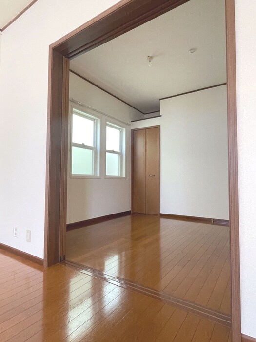 物件内観写真9　(居室)