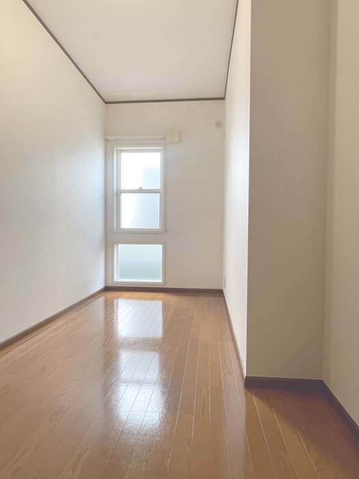 物件内観写真10　(居室)