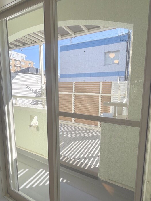 物件内観写真18　(室内からの展望)