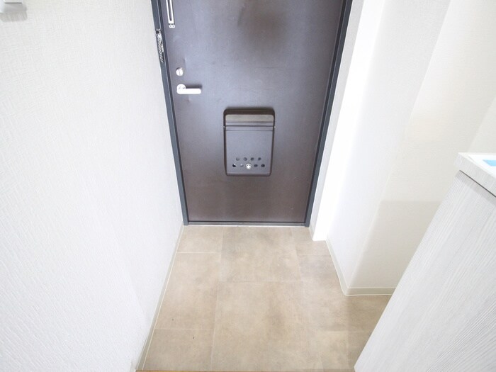 物件内観写真22　(玄関)