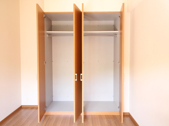 物件内観写真11　(収納)