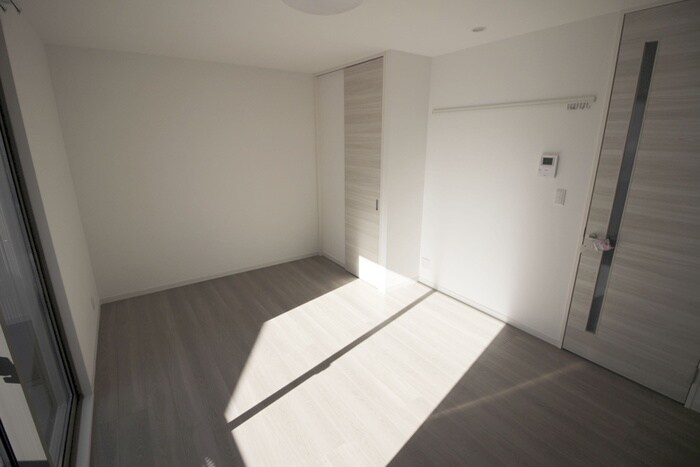 物件内観写真4　(居室)