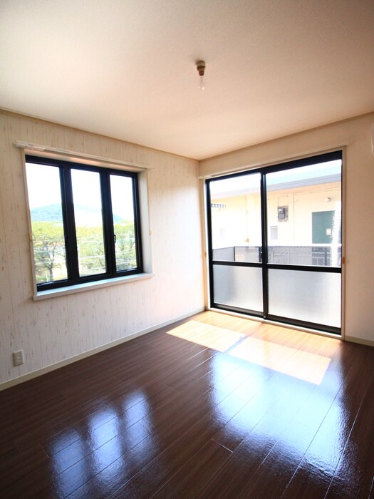 物件内観写真6　(居室)