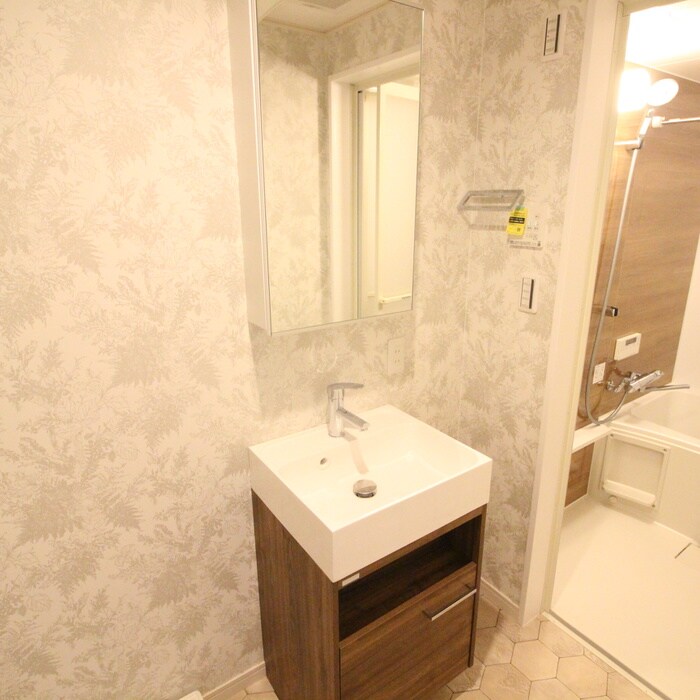 物件内観写真13　(洗面)