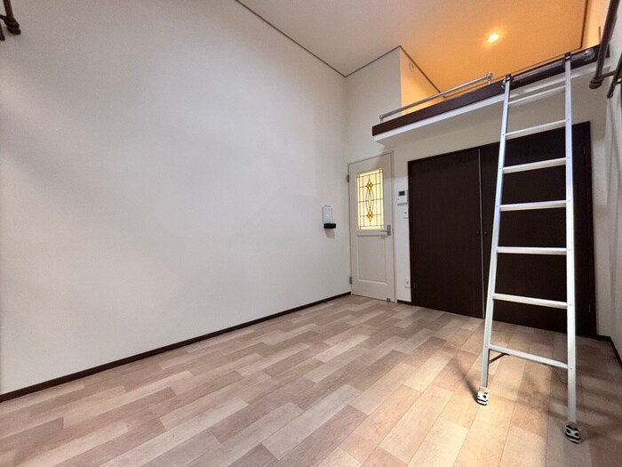 物件内観写真8　(居室)