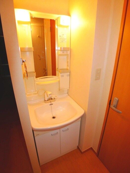 物件内観写真12　(洗面)