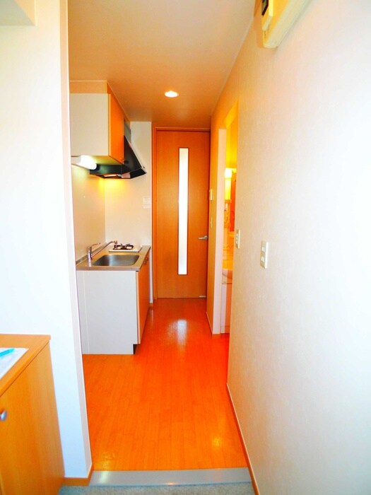 物件内観写真15　(玄関)