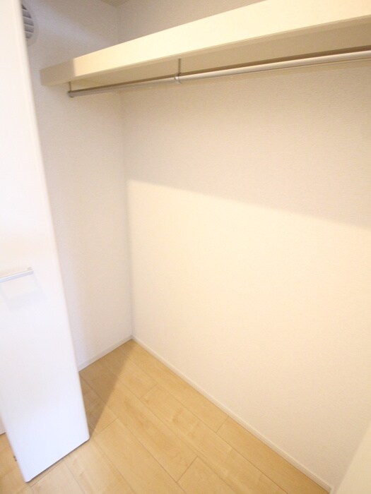 物件内観写真10　(収納)