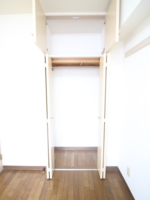 物件内観写真15　(収納)