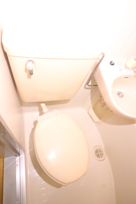 物件内観写真14　(トイレ)