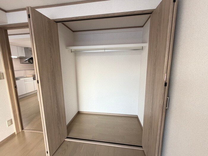 物件内観写真10　(収納)