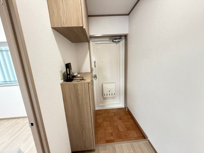 物件内観写真19　(玄関)