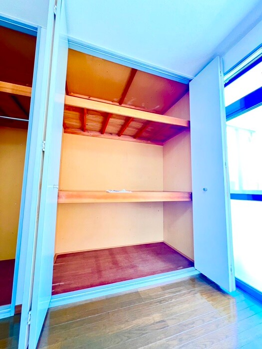 物件内観写真13　(収納)