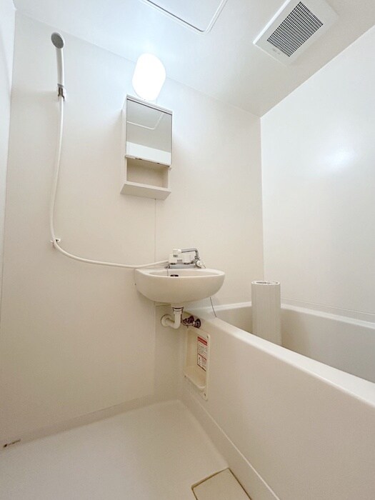 物件内観写真13　(バス／シャワールーム等)