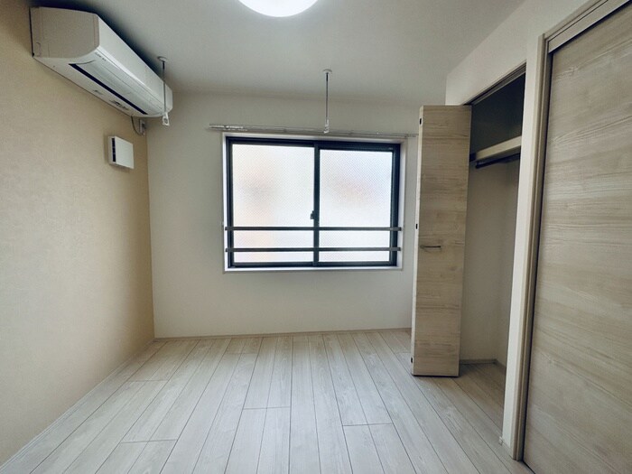 物件内観写真21　(居室)