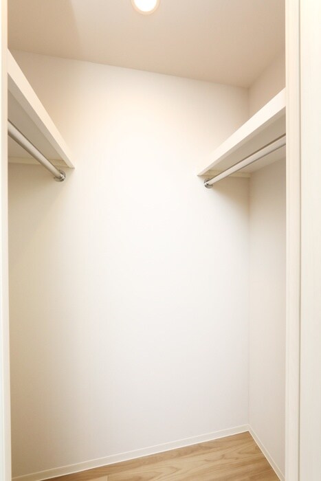 物件内観写真10　(収納)